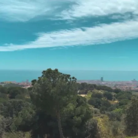 Eco Maresme بيت خشبي *