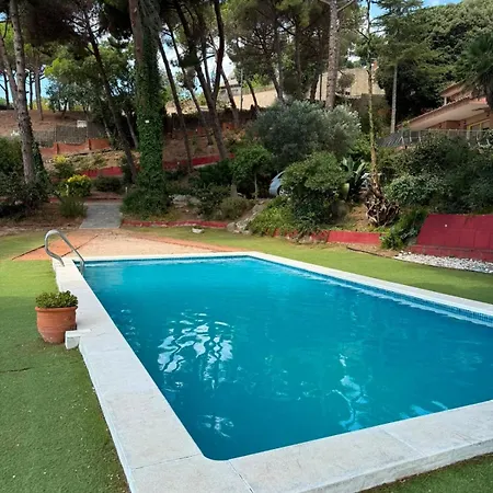 بيت خشبي Eco Maresme ماتارو