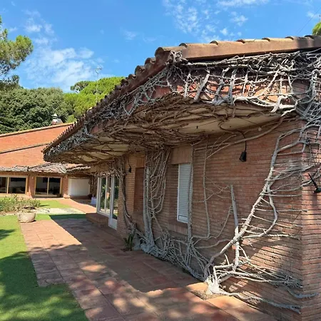 Eco Maresme بيت خشبي ماتارو